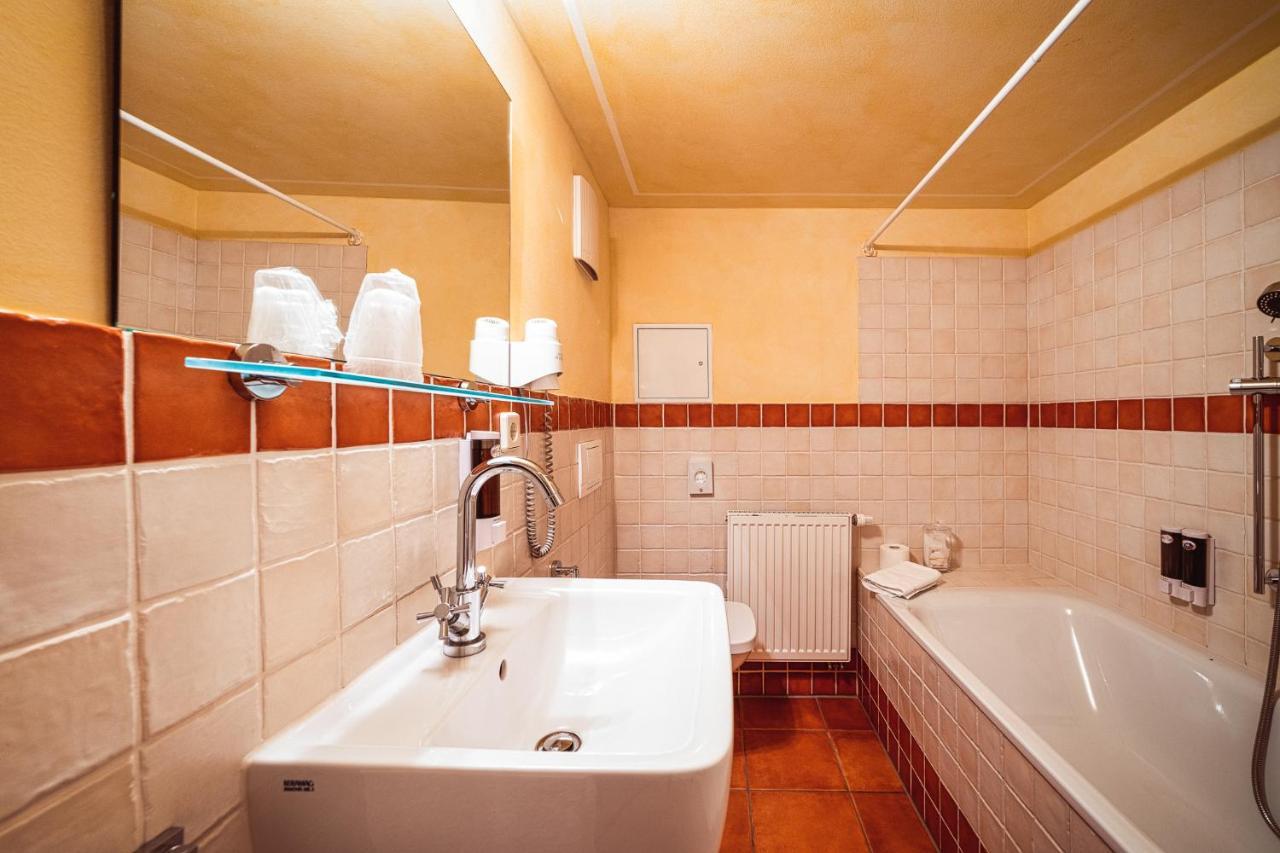 Hotel Ristorante E La Campagnola 2*